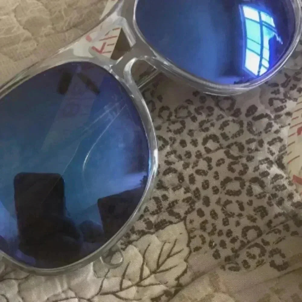 Vintage VECTRA Sunglasses clear purple